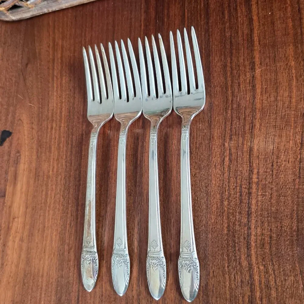 Vintage 1847 Rogers Bros FIRST LOVE 4 Dinner Forks Silverplate Art Deco Cottage